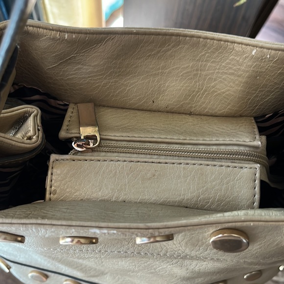 Purse - Picture 11 of 14